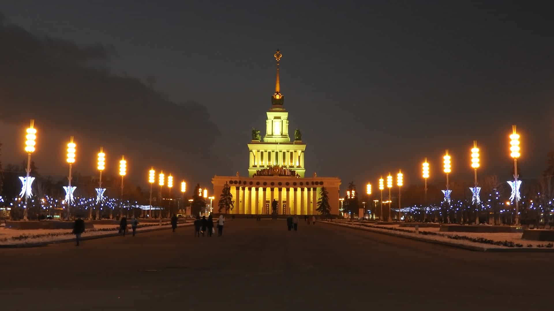 Places to see in Moscow: VDNKH